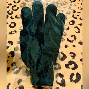 New in Packaging Heat Resistant Glove for Hot Tools Hair Styling